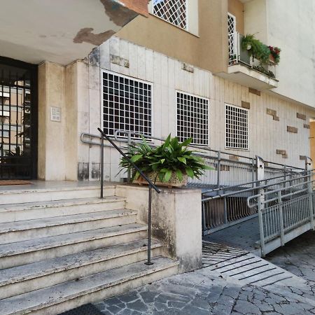 Hotel La Badia Del Cavaliere 2 Roma Exterior foto